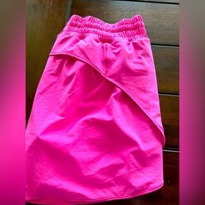 Lululemon skirt size 12, EUC